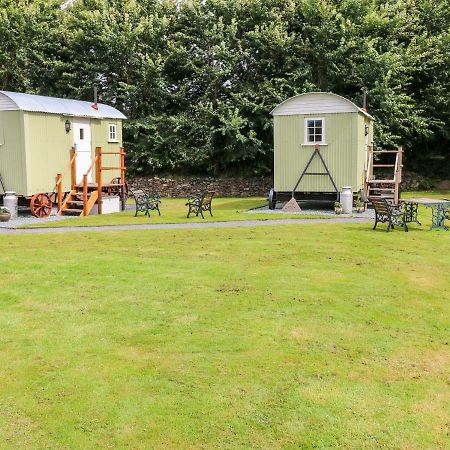 Shepherds Hut - The Crook Milford Haven Exterior photo